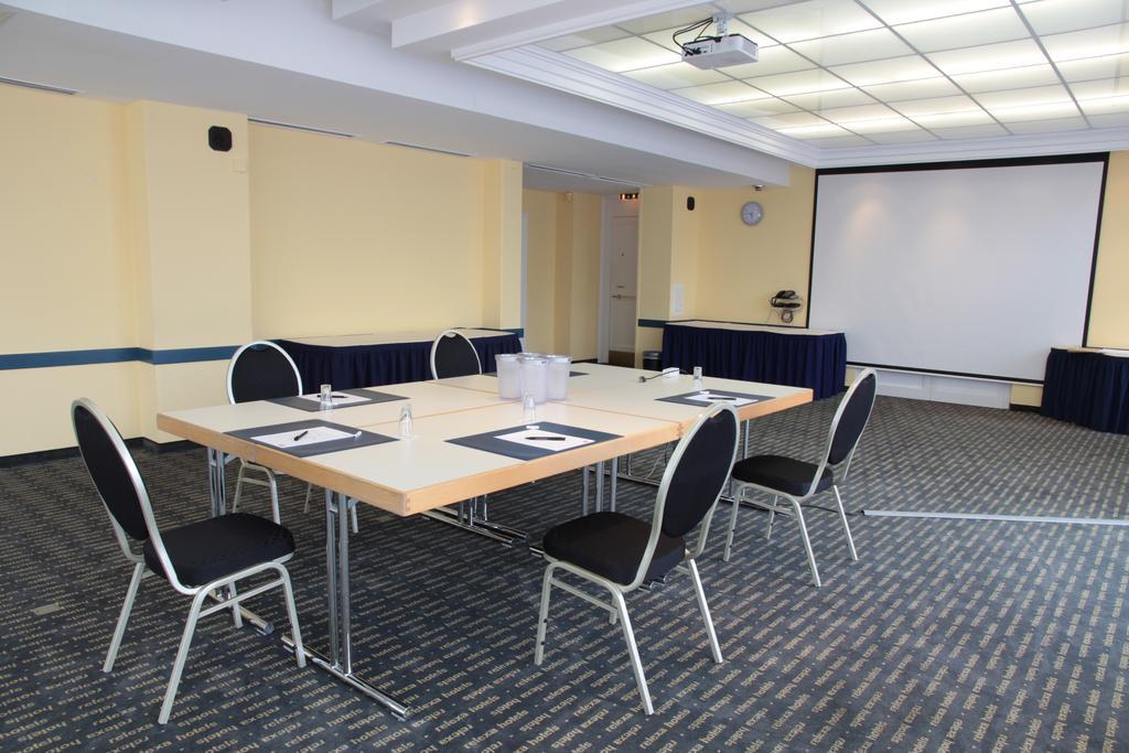 Relexa Hotel Bad Salzdetfurth Dış mekan fotoğraf